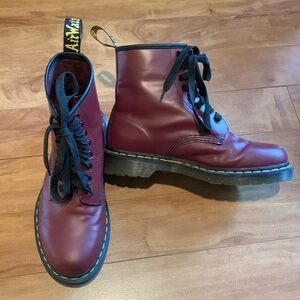 Dr. Martens 8 hole Boots. Women's 9, Men's size 8, EU 41